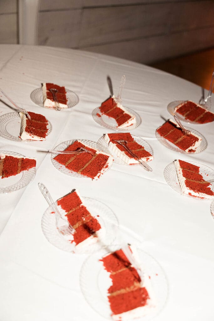 stunning wedding cake at the wedding reception