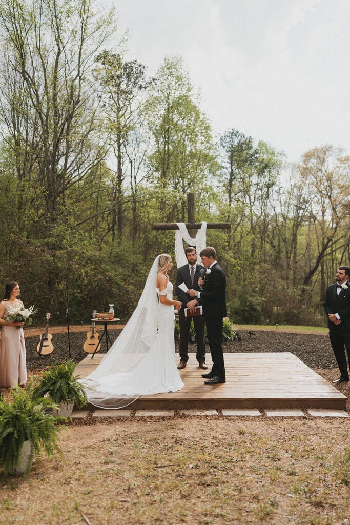 Do I Need a Wedding Coordinator? Here’s What Your Photographer Can (and Can’t) Do