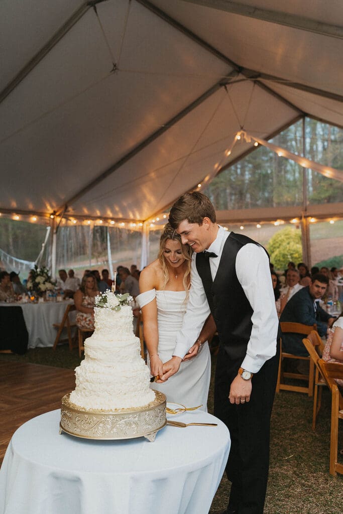 Do I Need a Wedding Coordinator? Here’s What Your Photographer Can (and Can’t) Do